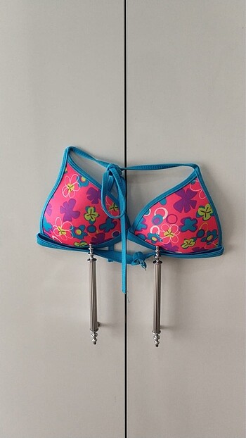 Bikini üstü