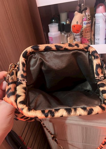 Leopar Desenli Tokalı Kadın Çanta - Görsel 2