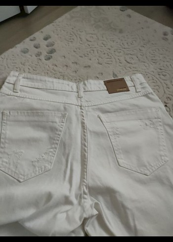 Beyaz Rahat Kesim Pamuklu Kadın Kot Pantolon - Görsel 5