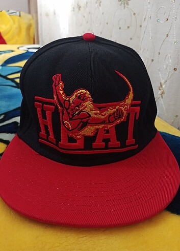  Beden miami heat full cap 