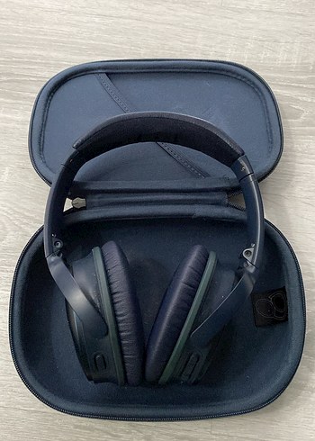 Bose Kulaklık ve Taşıma Çantası - Görsel 4