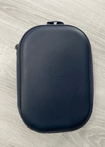Bose Kulaklık ve Taşıma Çantası - Görsel 9
