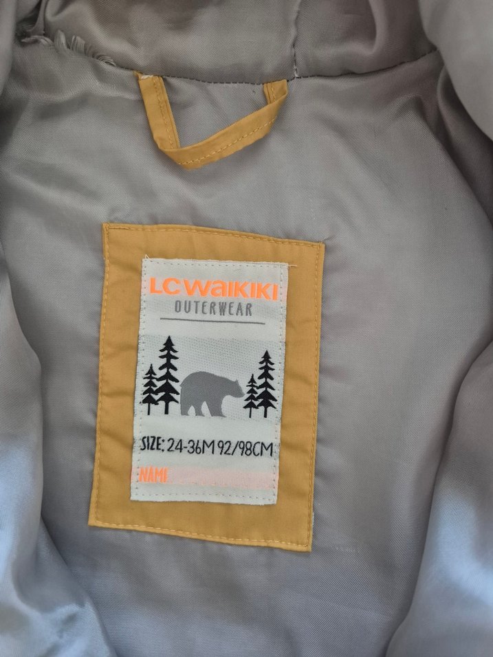 Sarı Kapüşonlu Erkek Çocuk Mont - Görsel 4