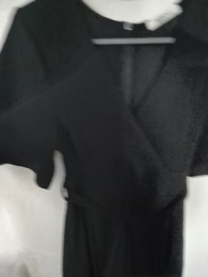 Siyah V Yaka Kemerli Kadın Tulum - Görsel 3