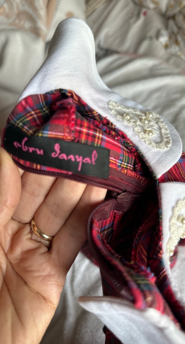 Nakışlı Yakalı Kız Çocuk Elbisesi - Görsel 3