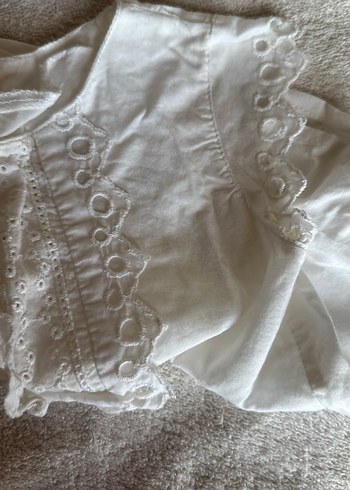 Kızlar için Beyaz Dantelli Kolsuz gömlek - Görsel 4