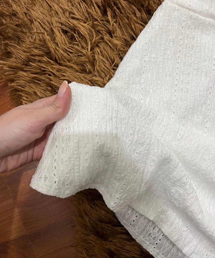 Dantel Detaylı Beyaz V Yaka Midi Elbise - Görsel 5