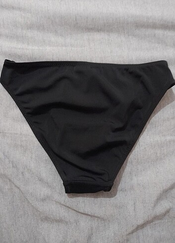 Diğer Bikini altı