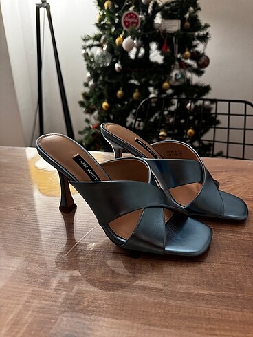 36 Beden Nine west topuklu terlik sa sandalet ayakkabı