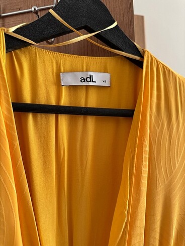 Adil Işık Elbise