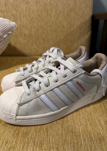 adidas Beyaz Bağcıklı Kadın Spor Ayakkabı - Görsel 3