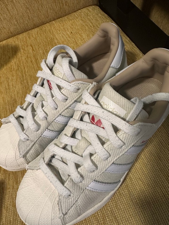 adidas Beyaz Bağcıklı Kadın Spor Ayakkabı - Görsel 4