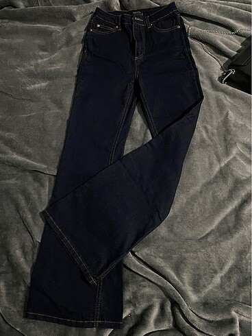 İspanyol paça kot pantalon