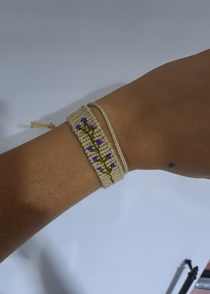 Çiçek Desenli Arkadaş Bileklik - Görsel 2