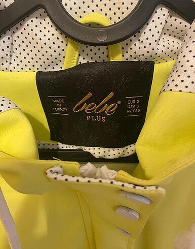 Zara Bebe yagmurluk