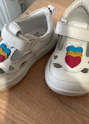 Nakışlı Beyaz Kız Bebek İlk Adım Ayakkabısı - Görsel 4