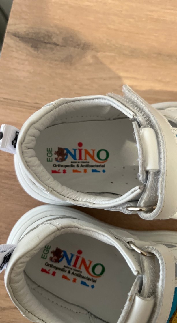 Nakışlı Beyaz Kız Bebek İlk Adım Ayakkabısı - Görsel 3