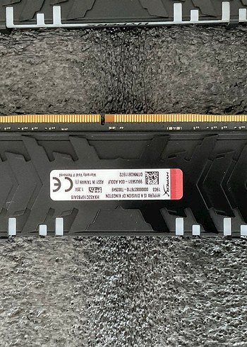HyperX Predator Siyah DDR4 RAM - Görsel 2