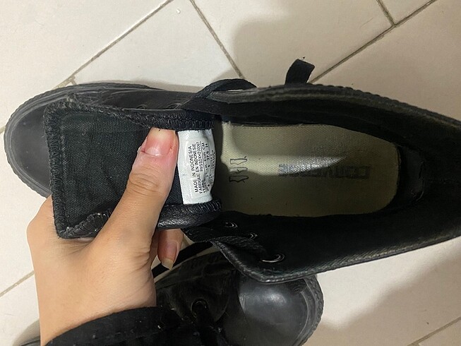 37,5 Beden siyah Renk Converse