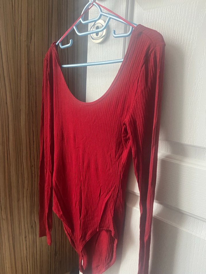 Bordo V Yakalı Uzun Kollu bluz - Görsel 4