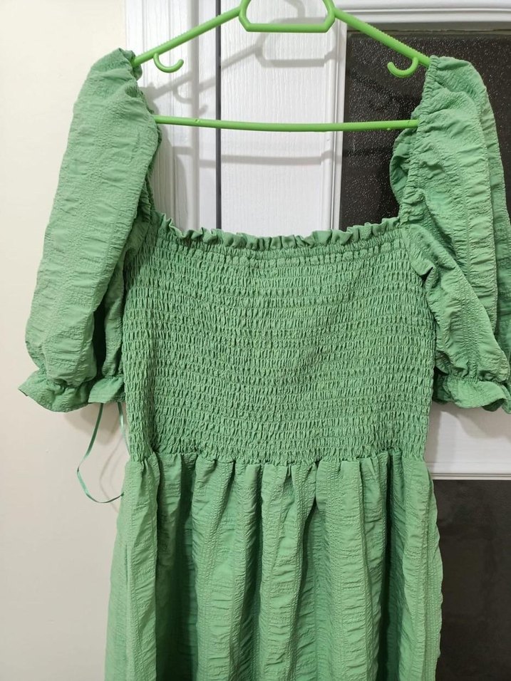 Uzun Kesim Yeşil Keten Elbise - Görsel 2