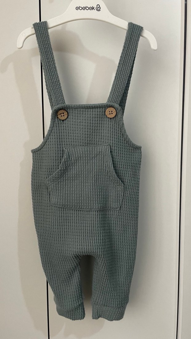 Gri Örgü Askılı Erkek Bebek Tulum - Görsel 2