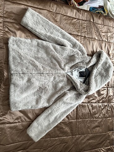 Pull Bear peluş mont