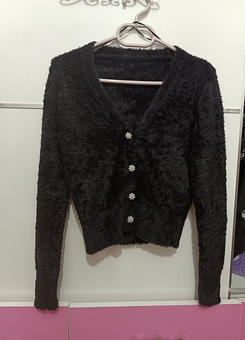 Yumuşak Tüylü Şık Crop Hırka