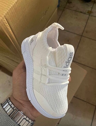 Adidas çocuk spor ayakkabısı