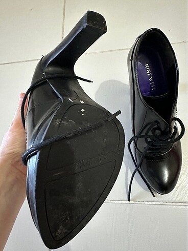 38 Beden siyah Renk Nine west