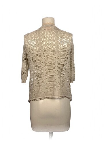 universal Beden PreLoved Hırka %70 İndirimli.