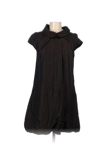 PreLoved Kısa Elbise %70 İndirimli.