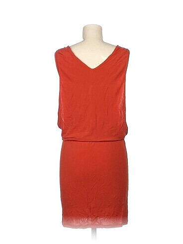 s Beden PreLoved Kısa Elbise %70 İndirimli.