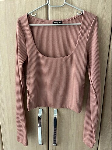 lila crop