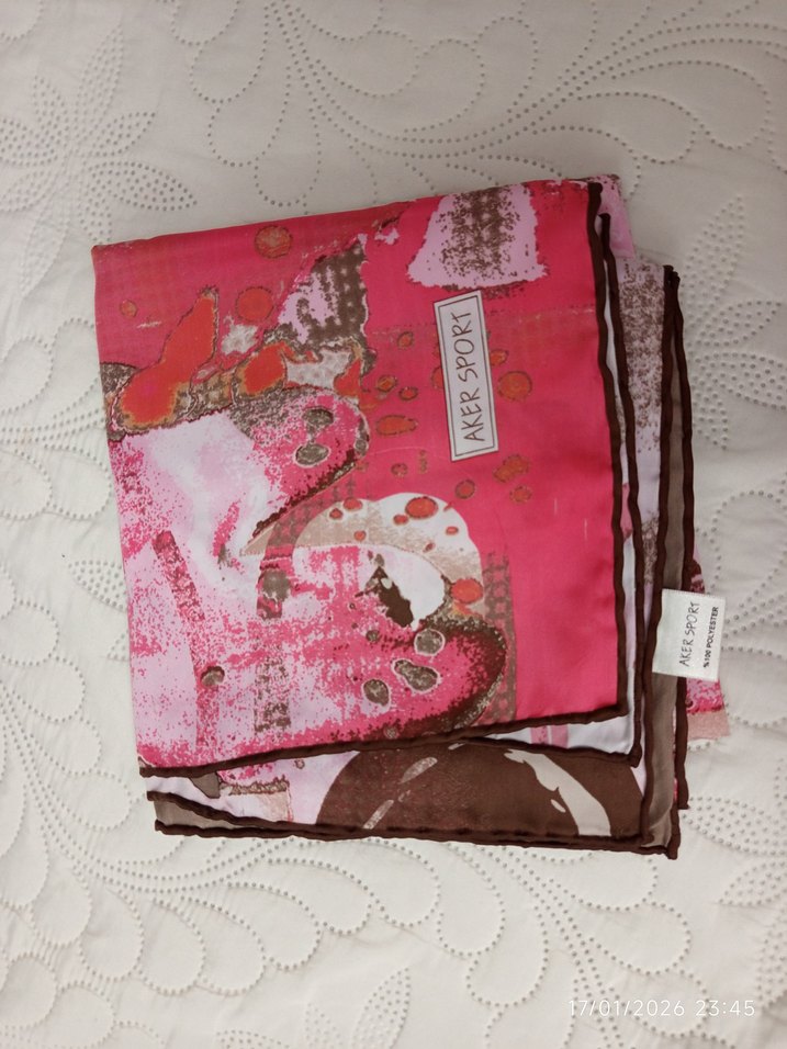 Pembe kadın eşarp - Görsel 2