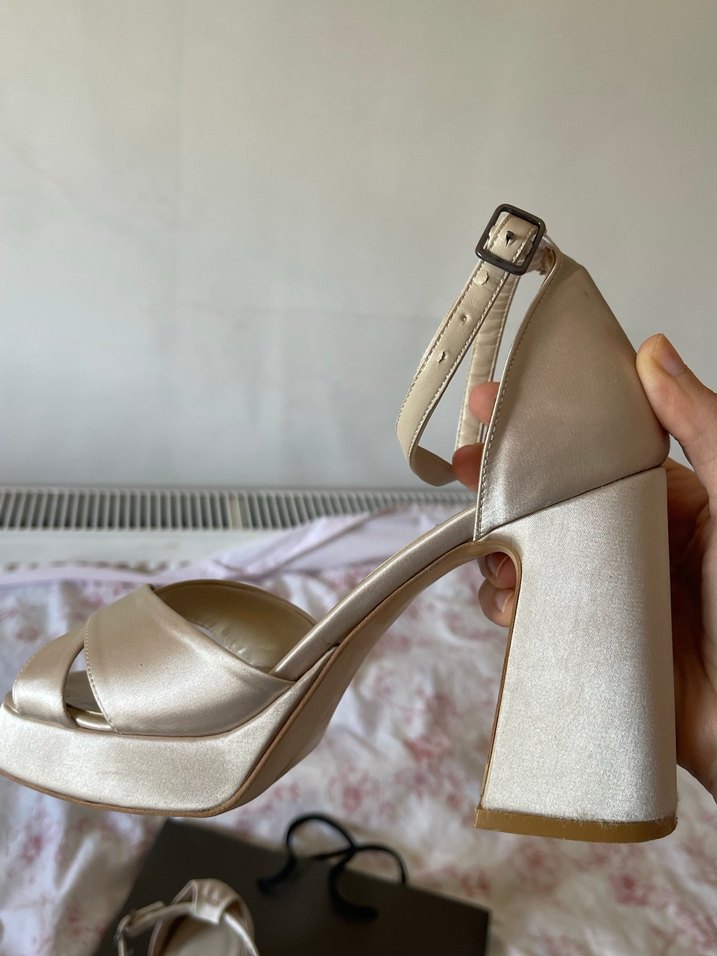 Saten Topuklu Kadın Abiye Ayakkabı - Görsel 3