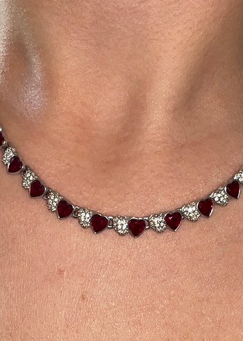 Kırmızı Kalp Detaylı Zincir Kolye - Görsel 3