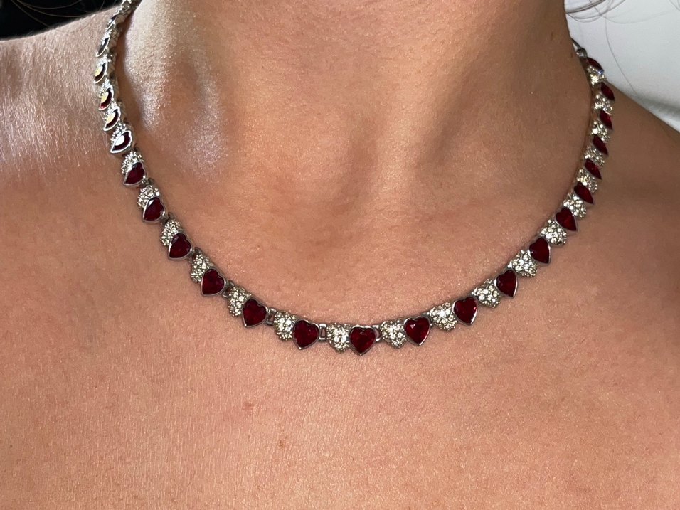 Kırmızı Kalp Detaylı Zincir Kolye - Görsel 3