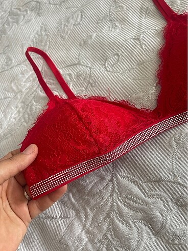 Victoria s Secret Kırmızı fantazi sütyen