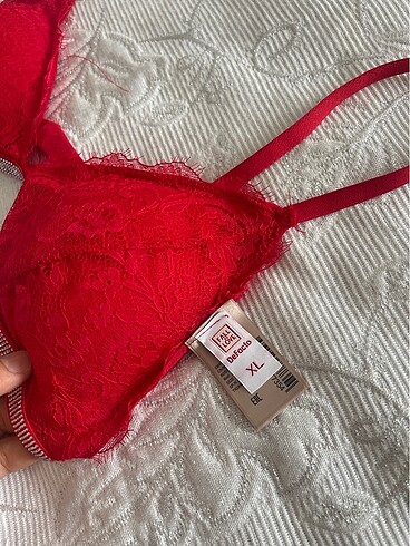 xl Beden Kırmızı fantazi sütyen