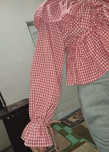 m Beden kırmızı Renk Pötikare Crop Bluz