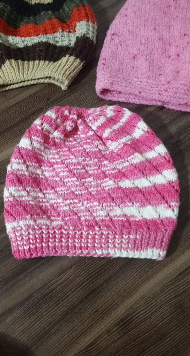 Kadın Örgü Bere Seti - Renkli ve Sıcacık - Görsel 2