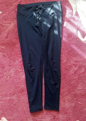 Kadın Siyah Bel Bağcıklı Tayt - Görsel 2