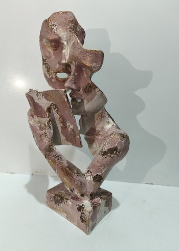 Kitap okuyan çift heykeli - Görsel 2