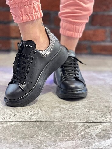 38 Beden Alexander mcqueen