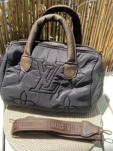 Louis Vuitton Louis vuitton puffer çanta