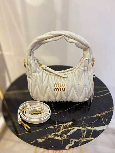 Beden camel Renk MIU MIU Wander mini boy