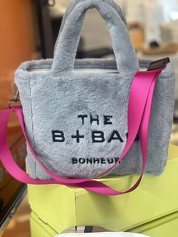  Beden BONHEUR FLUFFY TOTE BAG