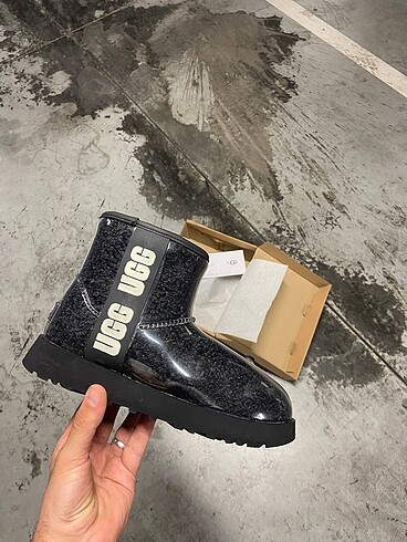 Ugg Ugg clear