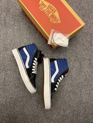 Bilekli vans